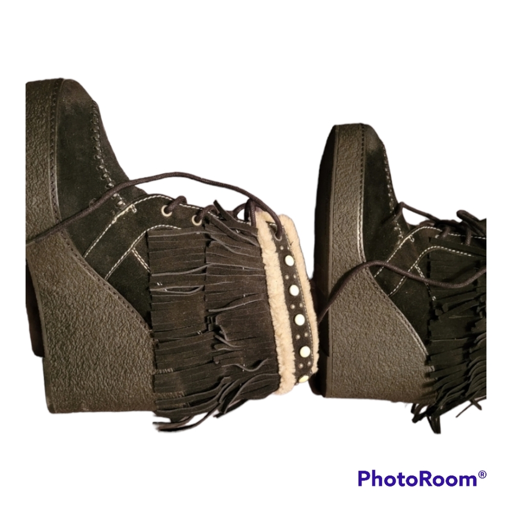 Sam Edelman shearling lined suede boots size 11.